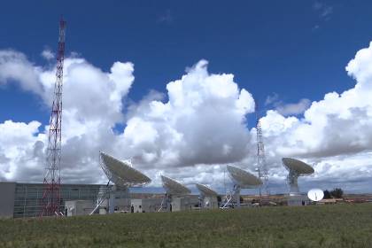 Alianza público - privada proyecta un satélite hecho en Bolivia que ayudará a la lucha contra incendios forestales
