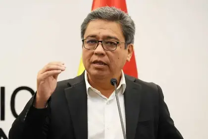 Gobierno admite que habrá inflación por el alza del diésel, pero asegura que gran parte ya fue asimilada por la población