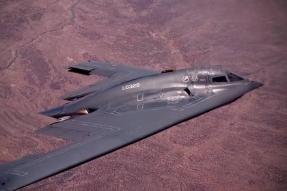 EEUU utilizó los temibles B - 2 para bombardear bases iraníes