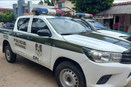 Hombre amenaza con un arma a dos jóvenes que se negaron a darle monedas