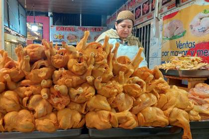 El precio del kilo de pollo sube tres veces en menos de 48 horas en mercados de Cochabamba