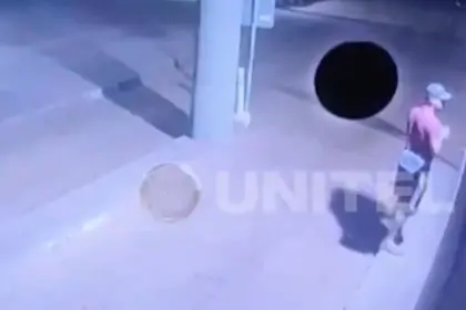 Cámaras muestran a brasileño minutos antes de ser asesinado afuera de un condominio en el Urubó