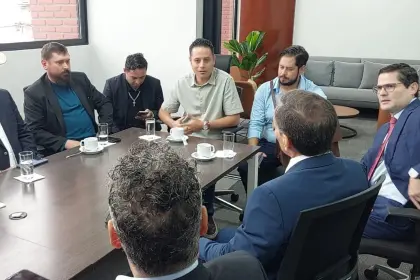 Edmand Lara se reúne con empresarios previo a la cumbre Visión Bolivia 2025