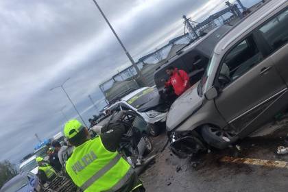 Múltiple colisión en la carretera a Cotoca deja heridos y fallecidos