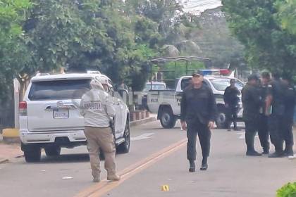 Un hombre que vio la persecución en la que un policía salió herido relata lo sucedido