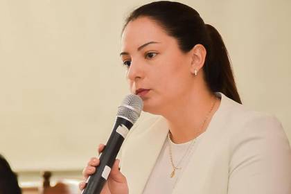 Caso maletas: Laura Rojas busca defenderse en libertad y apela a la detención que hay en su contra