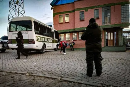 Brutal ataque: hallan a un hombre muerto tras ser golpeado con una enorme piedra en la cabeza