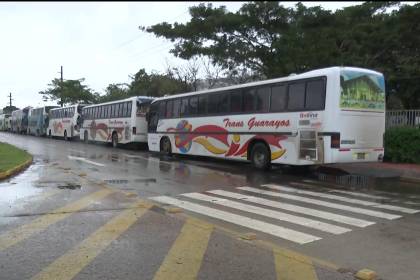 Terminal Bimodal reporta disminución en la frecuencia de salidas de buses debido a la escasez de combustible 