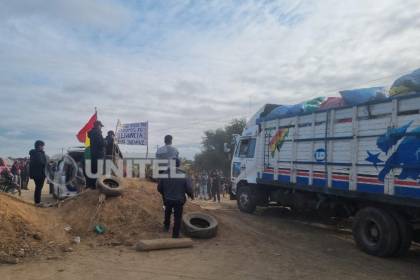Bloqueo en San Julián: Gobierno convoca nuevamente al diálogo para este lunes en Cuatro Cañadas