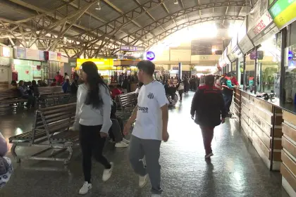Desde la Terminal de Cochabamba siguen suspendidos los viajes a La Paz, pero se habilitaron hacia otros departamentos