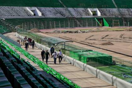 Emisarios de Conmebol llegan a Bolivia para inspeccionar el Tahuichi; se estima que las obras concluyan en octubre