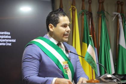 Presidente de la ALD cruceña denuncia que el Ejecutivo no derivó recursos y crea una “pugna política artificial”