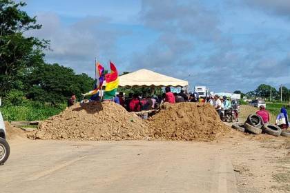 Santa Cruz: Dictan cuarto intermedio en bloqueo de San Julián y en Yapacaní reportan ruta expedita