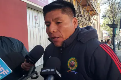 “Lo enterraron al MAS”, dice Loza tras anuncio de Del Castillo como candidato oficialista