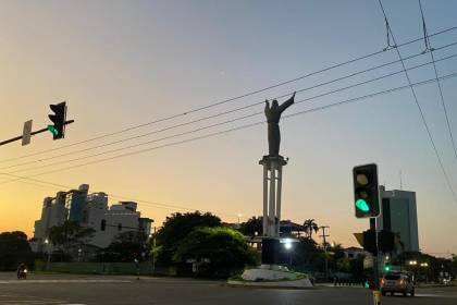 Santa Cruz inicia la semana con cielo despejado y temperaturas altas