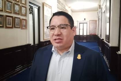 Fiscal de Santa Cruz, Roger Mariaca, se postula a Fiscal General y ya son 11 inscritos en el proceso