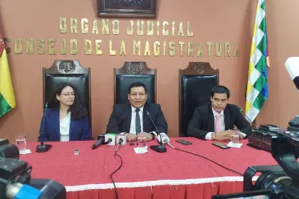 Magistratura activa pesquisa nacional tras desarticulación de una red de falsificación de documentos en Oruro