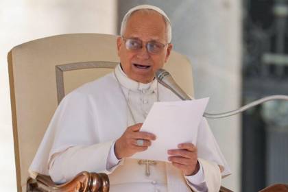 El papa León dice que ama a EEUU pero que primero es papa, después estadounidense