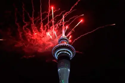 Videos: ¡Impresionante! El mundo da la bienvenida al 2026 