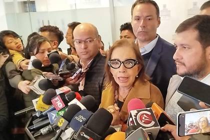Cívicos cruceños llegan a La Paz para entregar proyectos de leyes para agilizar el suministro de combustibles