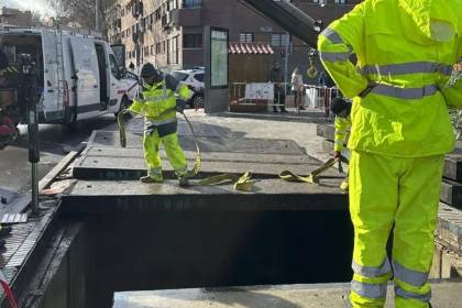Rotura de una tubería afecta el servicio del metro y provoca cortes en los accesos al aeropuerto de Madrid