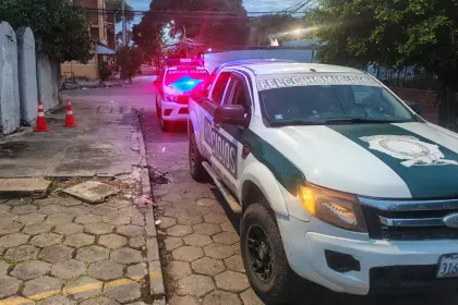 Fiscalía pide a la madre del bebé encontrado sin vida en plena vía pública que se presente a declarar