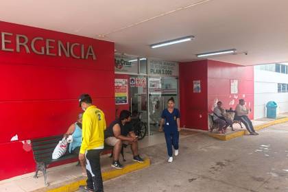 Médicos y profesionales de salud acatarán un paro de 48 horas por sueldo adeudado en Santa Cruz de la Sierra