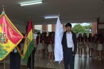 Estudiantes ultiman ensayos para rendir homenaje a Bolivia
