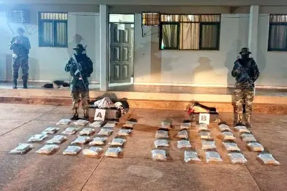 Secuestran 487 kilos de droga, dos inmuebles y 12 vehículos en operativos antidrogas