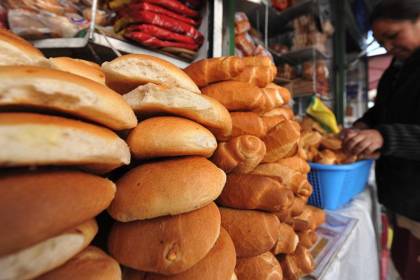 Emapa dice que tiene un convenio con panificadores para mantener el precio del pan hasta el 31 de diciembre