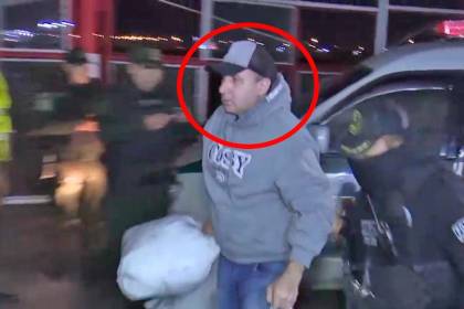 Cerimedo llega a La Paz y se alista su traslado a Chonchocoro en medio de un fuerte operativo de seguridad
