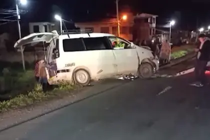 “El bus comenzó a dar vueltas”, una pasajera relata el accidente que dejó un muerto y al menos 20 heridos en la ruta Cochabamba - Santa Cruz 