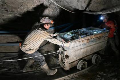 INE: Exportaciones superaron los $us 5.400 millones entre enero y mayo, impulsadas por minería e industria