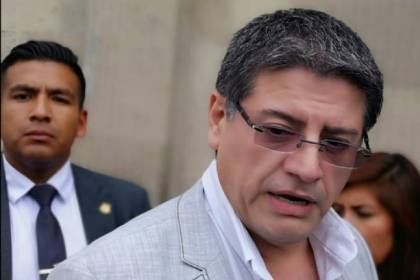 El exministro Jerjes Justiniano anuncia su retorno a Bolivia luego de casi tres años en el “exilio”