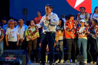 “Este 19 de octubre nos jugamos el destino de la nación”, dice Paz en el cierre de campaña en Tarija