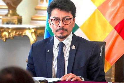 EEUU y Bolivia coordinan restablecimiento de embajadores, según canciller Aramayo