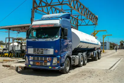 YPFB cambia al personal de la planta de Senkata y alista querella ante presunto desvío de combustibles