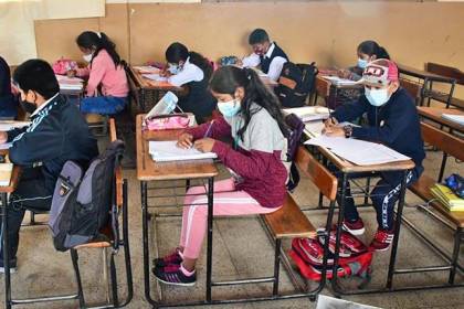 Dirección de Educación de La Paz fija fecha para el inicio del horario de invierno