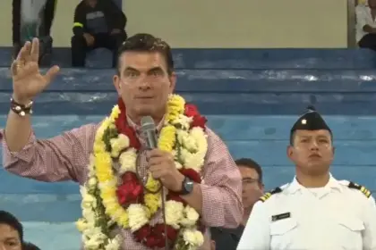 Rodrigo Paz: “Ya no más canchitas, la poca plata que tenemos es para producir”