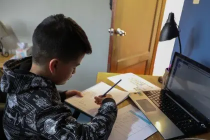 Retorno a clases en Sacaba será de dos modalidades por las limitaciones del acceso a internet en el área rural 