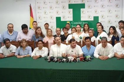Cívicos convocan a una Asamblea de la Cruceñidad en busca de la unidad de la oposición para las elecciones