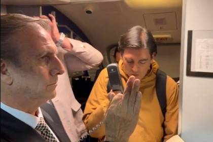 Estanislao Finfera jura como nuevo gerente de BoA a bordo de una aeronave