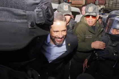 En Chonchocoro dicen que van a cumplir el traslado de Camacho, resta que Régimen Penitenciario también acate, según abogado
