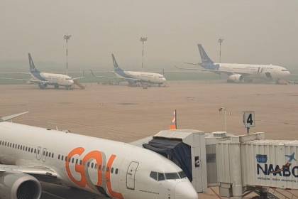 El humo obliga a cancelar vuelos en el aeropuerto Viru Viru: “No tenemos espacio para aeronaves en plataforma”, dice Naabol