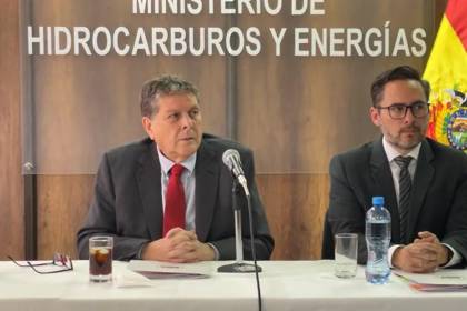 Ministro: “Los delincuentes del diésel ahora son los de la gasolina; acopian para revender”