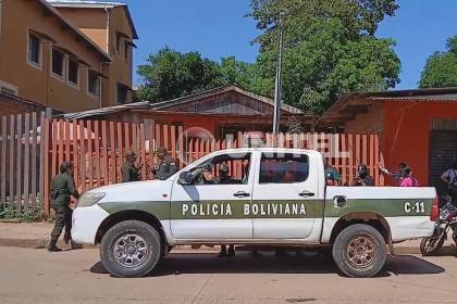 Cobija: Hallan a dos personas sin vida dentro de una vivienda; presumen que fueron baleadas