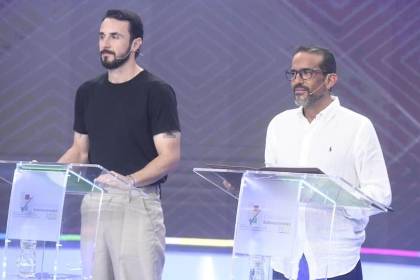 Debate en Santa Cruz: JP Velasco tuvo tensos cruces con Camacho y Marinkovic