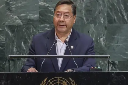“El riesgo de una tercera guerra mundial de nuevo tipo es muy cercano”, dice Arce ante la ONU