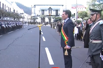 Paz llega a Sucre para participar en los actos por el Primer Grito Libertario de América