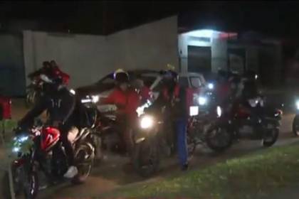 Liberan a 11 repartidores que fueron aprehendidos en enfrentamientos en la Villa 